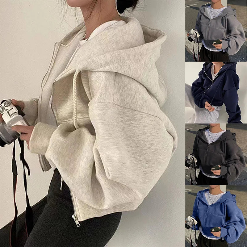 Navy Luxe Hoodie – Thermal Comfort & Sophisticated Style